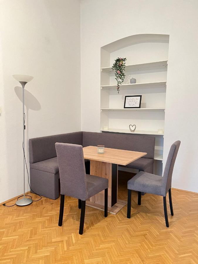 Alpa 2 Zimmer Wohnung In Wien Rochusmarkt Εξωτερικό φωτογραφία